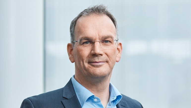 Portait picture of Dr Peter Selders, CEO of the Endress+Hauser Group